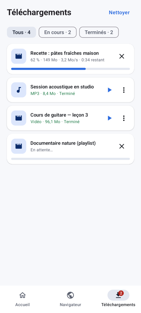 Liste des téléchargements avec progression, vitesse et temps restant